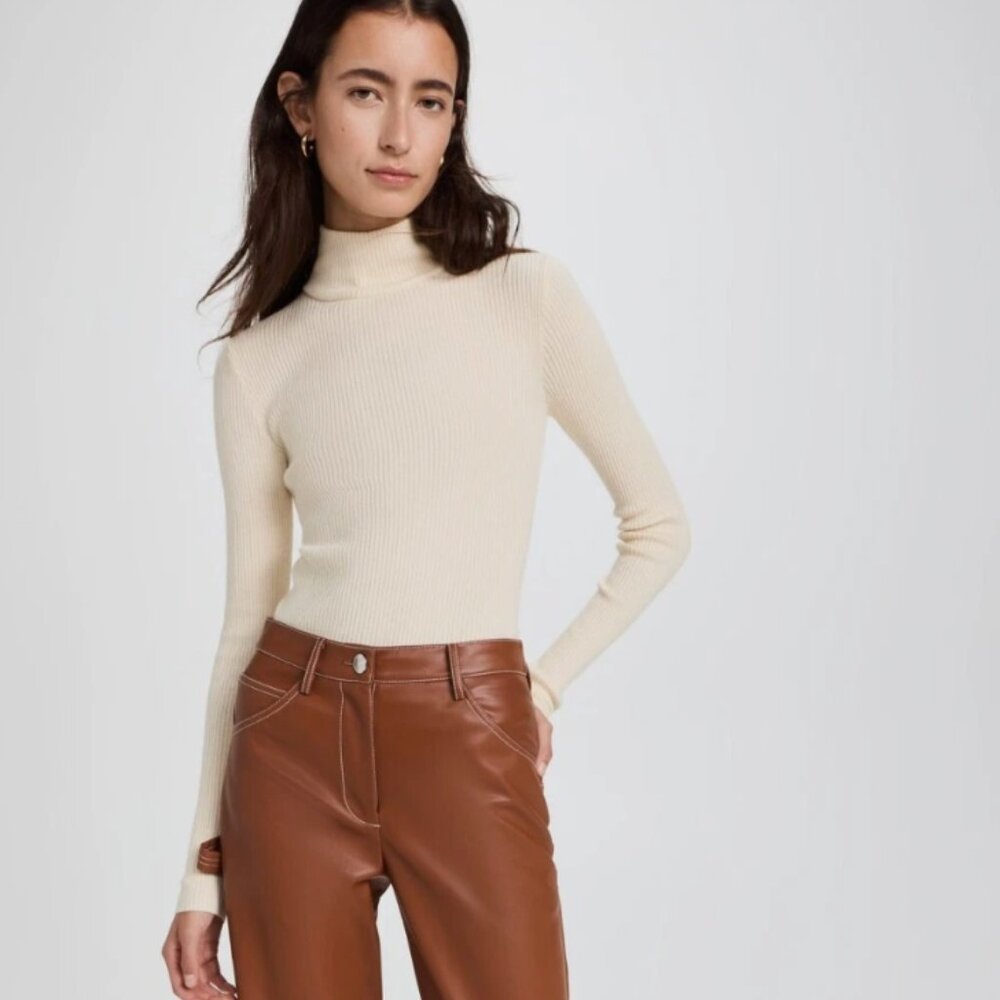 AYR Visionary Turtleneck Ribbed Sweater in Sweet Cream - Medium - EUC